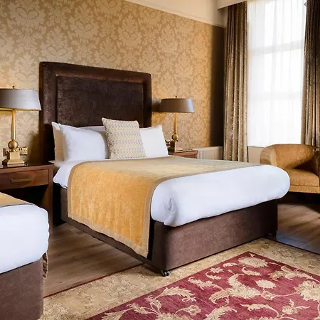 The Hotel 4*